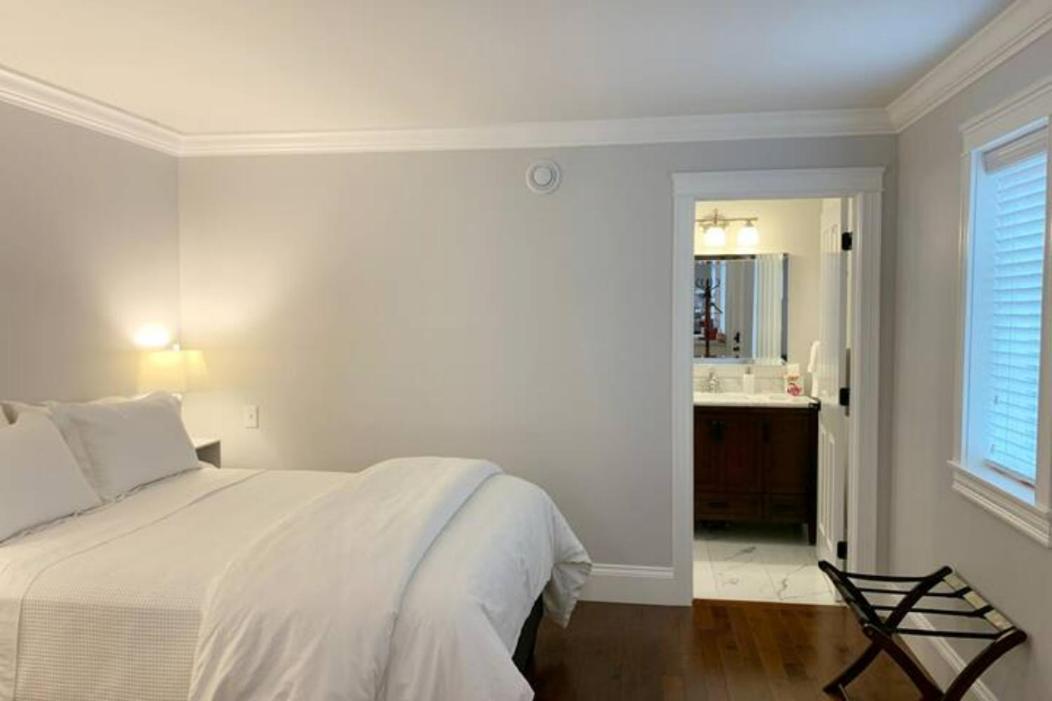 The Red House Fredericton Bed & Breakfast 部屋 写真